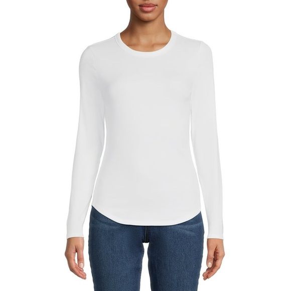 Tops - ⚠️🎀BIG $2 SALE!!⚠️🎀 white long sleeve top